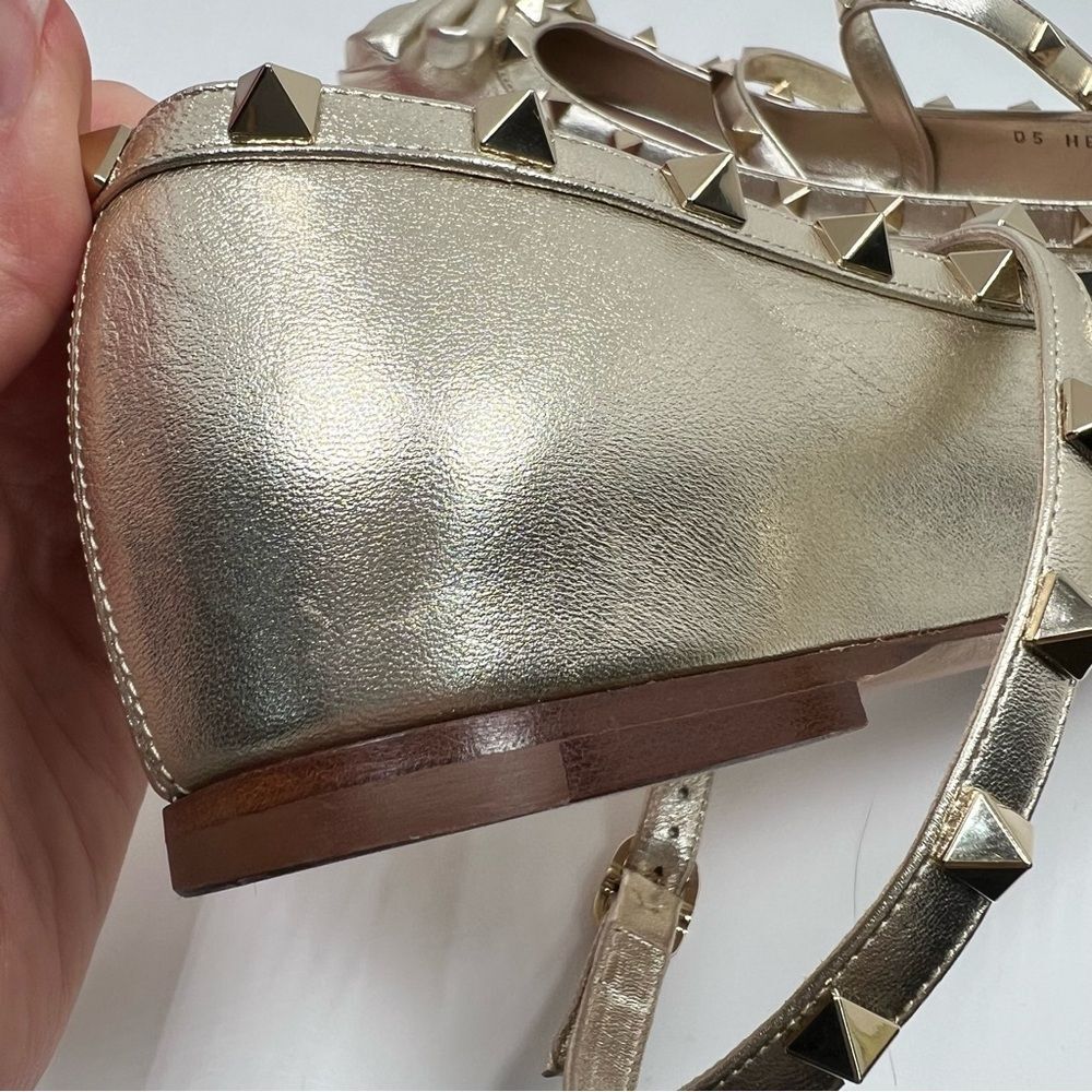 NEW! Valentino Garavani Metallic Gold Rockstud Bow Flats - Picture 8 of 10